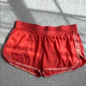 Under Armour Women’s XL Semi-Fitted heat gear Orange Running Shorts